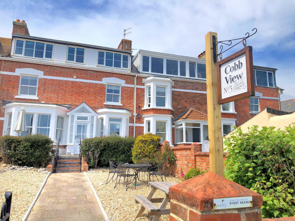 2 Cobb View, Lyme Regis