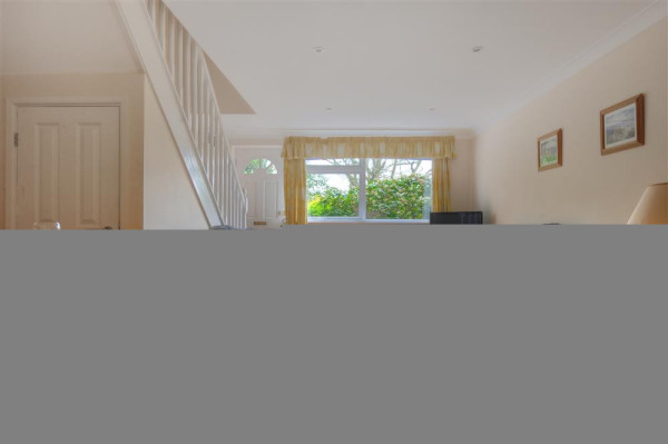 48 Fernhill Heights, Charmouth