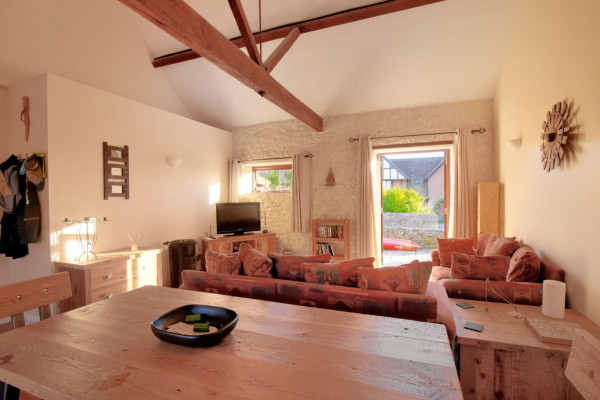 2 Home Farm South, Lyme Regis