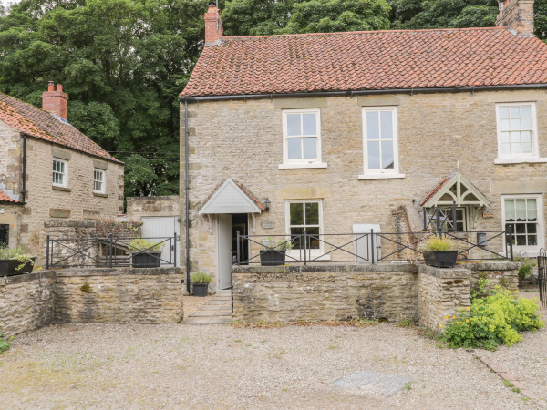 Snowdrop Cottage, Brompton-by-sawdon