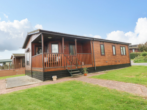 16 Forest Lodge, Chwilog