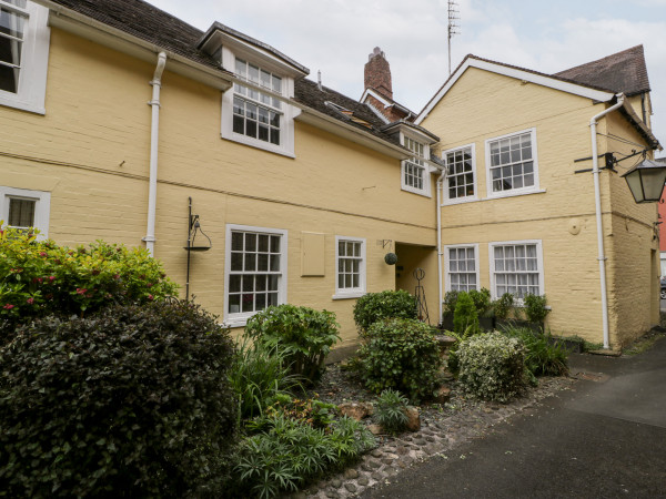 138D Old Star &amp; Garter Mews, Ludlow