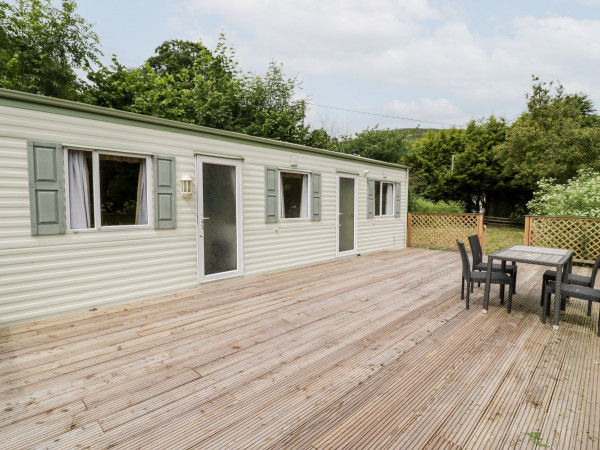 Grange Caravan, Llangollen