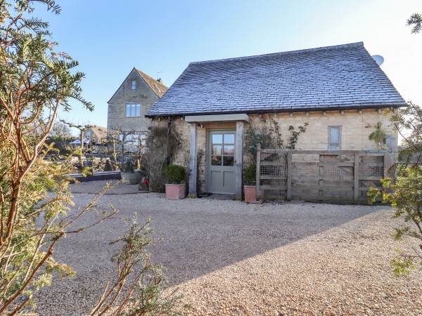 Pudding Hill Barn Cottage Image 1