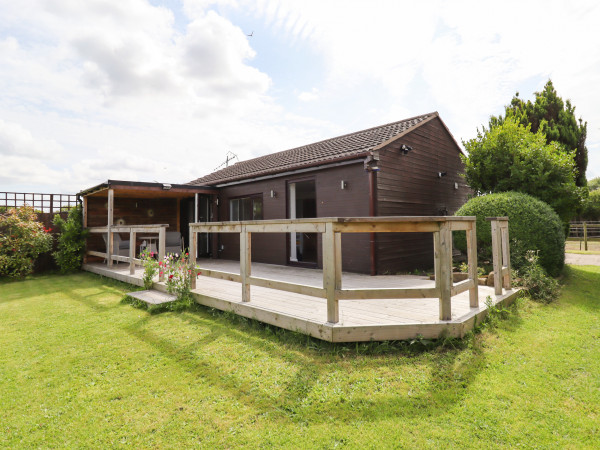 Meols Holiday Lodge Image 1