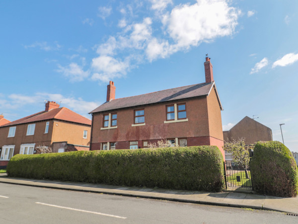 Bisley House, Amble
