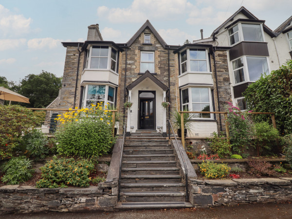 Bron Celyn, Betws-y-coed