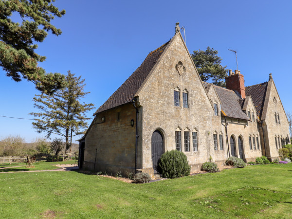 The Alms House West, Tewkesbury