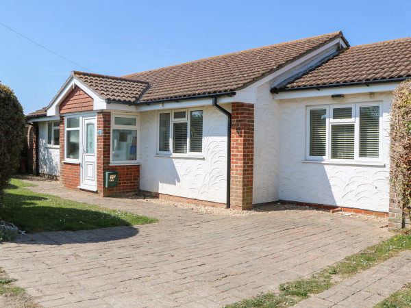 44 West Front Road Image 1