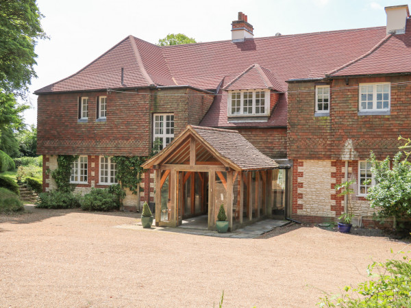 Coombe Place House, Meonstoke