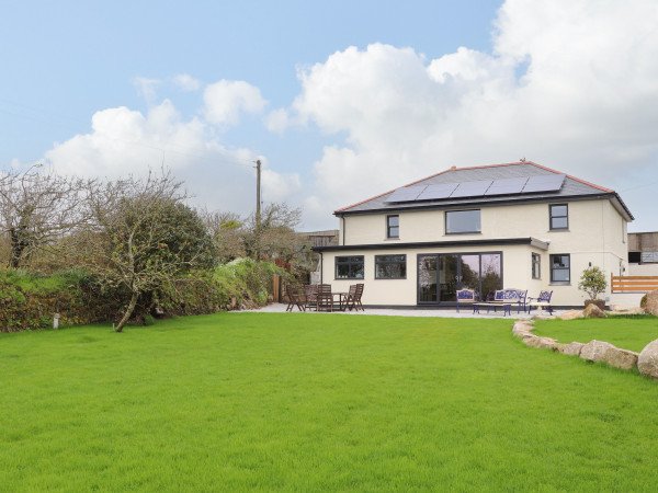 High Park House, Helston