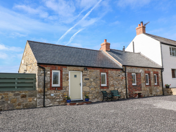 Pip's Barn, Benllech