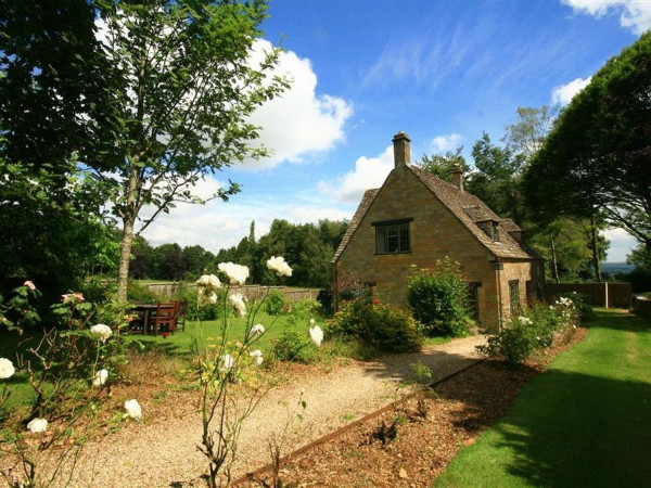 Windy Ridge Cottage Image 1