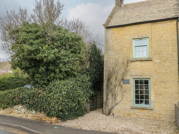 Barton Cottage Image 1