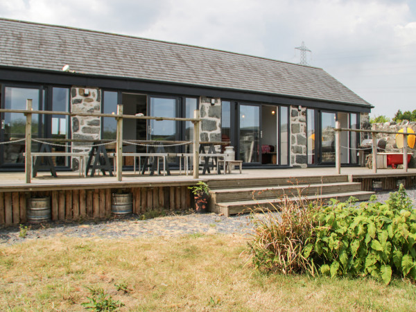 Cow Shed, Bangor