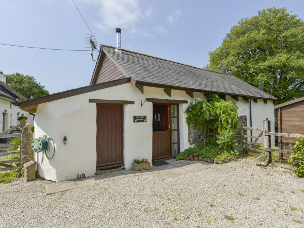 Two Shoes Cottage, Sourton Down