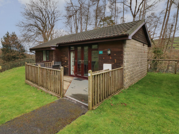 Chalet Log Cabin L6, Combe Martin