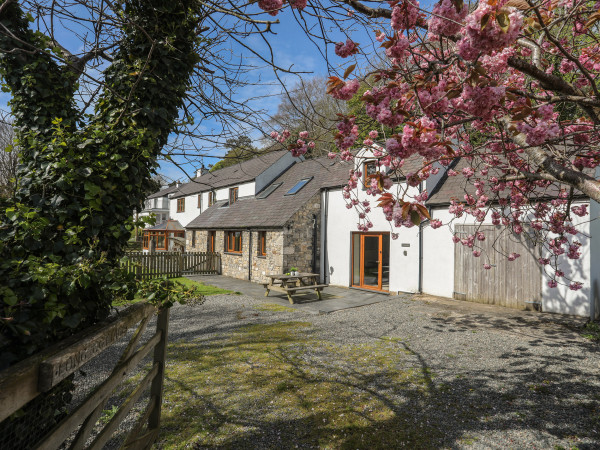 Long Cottage, Beaumaris