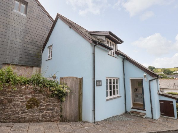 November Cottage, Dittisham