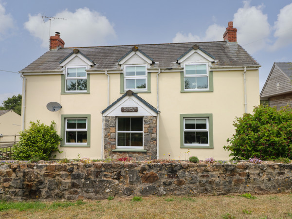 Crossways Cottage, Carew