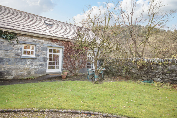 Royal Oak Farm Cottage Image 1