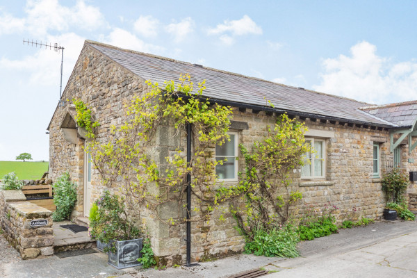 Ashbank Cottage Image 1