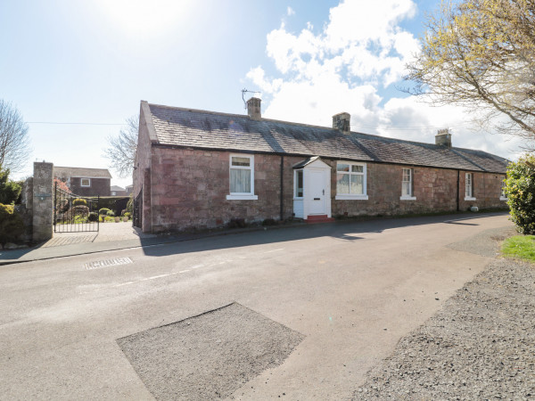 Lyndhurst Cottage, Beadnell