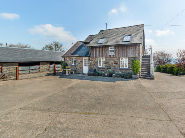 Halfen Granary, Llanfyllin