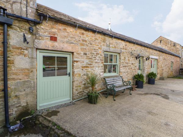 Low Shipley Cottage Image 1