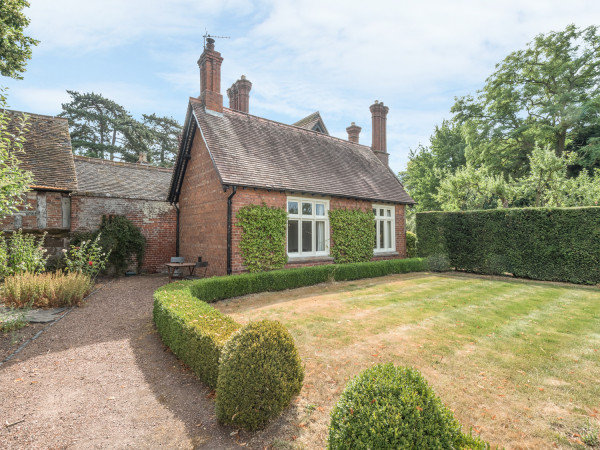 Housekeeper's Cottage, Meeson