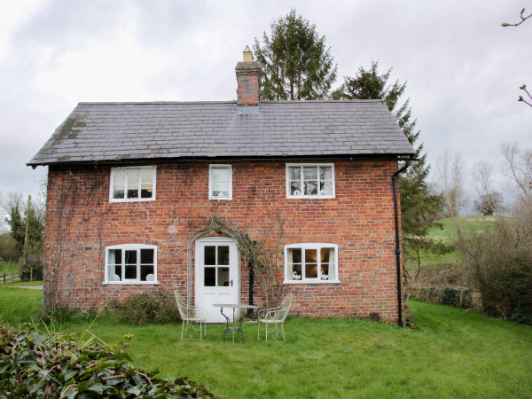 Wolvesacre Mill Cottage Image 1