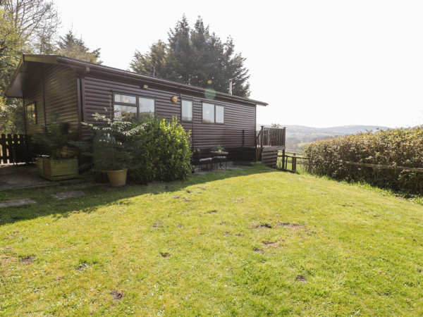 Springtime Lodge, Rhyd-y-foel