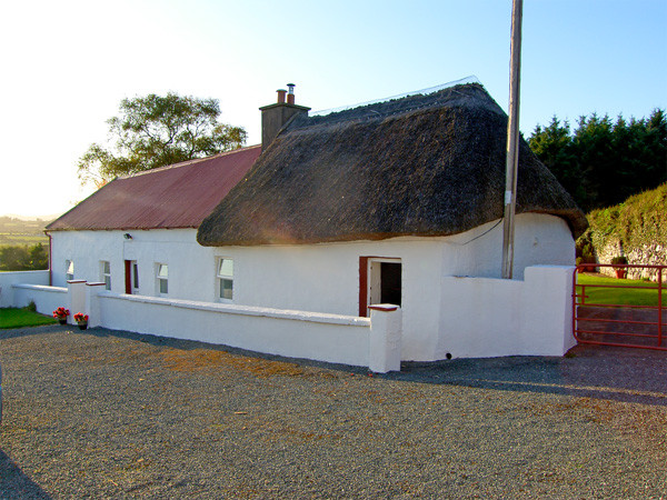 Carthy's Cottage Image 1