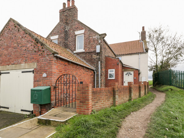 Airy Hill Old Farmhouse Image 1