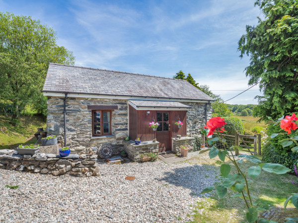 Bwythyn Y Wennol, Beddgelert