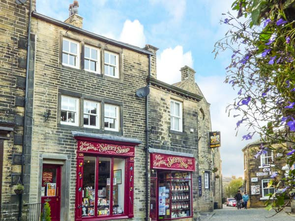 Clock View, Haworth