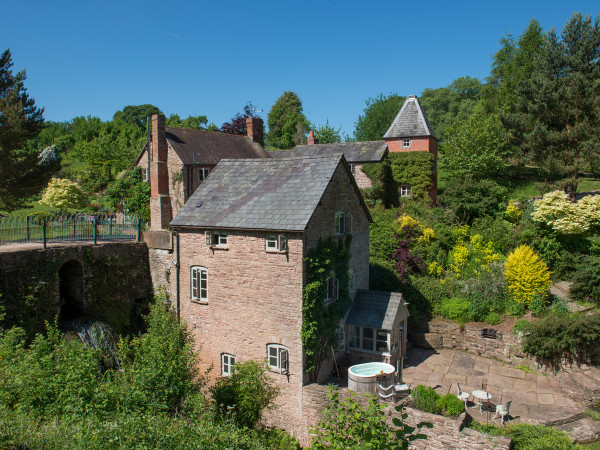 Mill Cottage, Hanley William