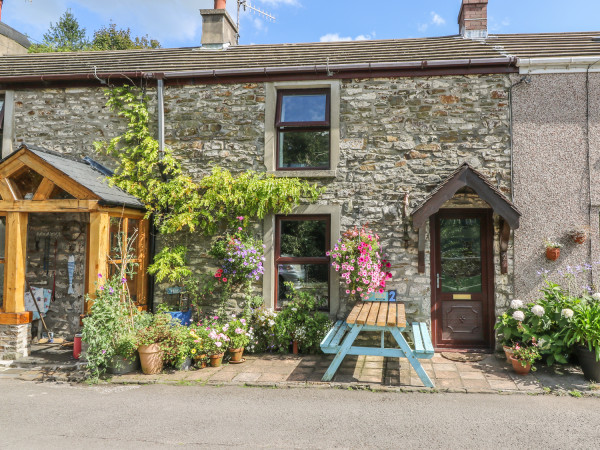 2 Graig Cottages, Burry Port