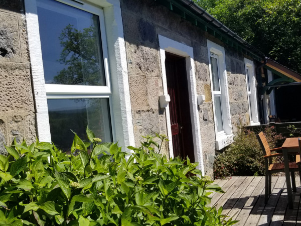 Awe View Railway Cottage, Lochawe