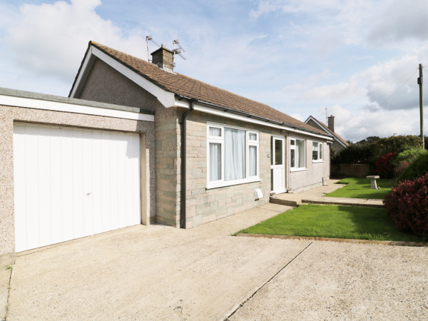 Bungalow, Fishguard