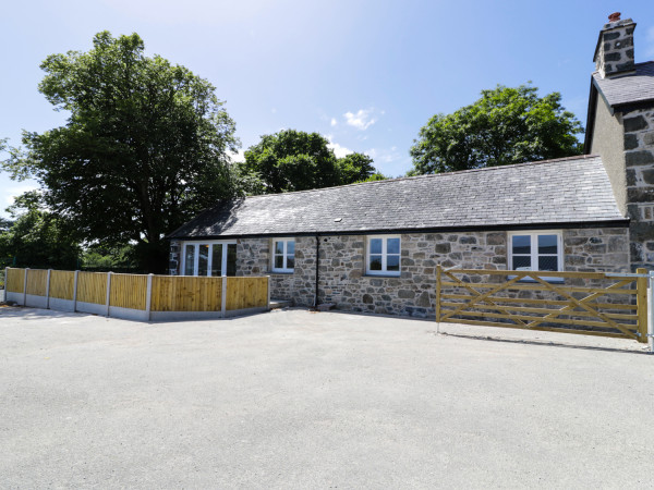 Cefn Bryn Bach, Criccieth