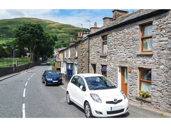 Fells Cottage Image 1