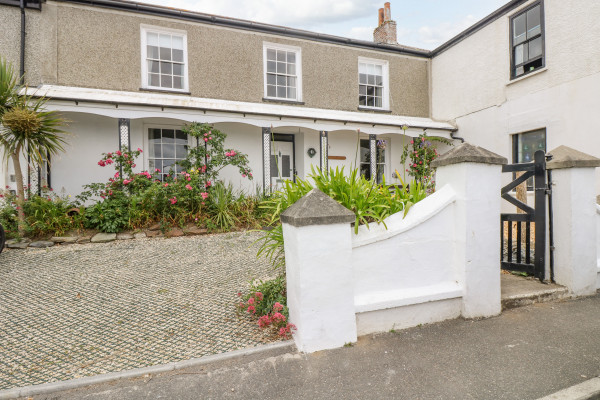 1 Dormer Villas, Portscatho