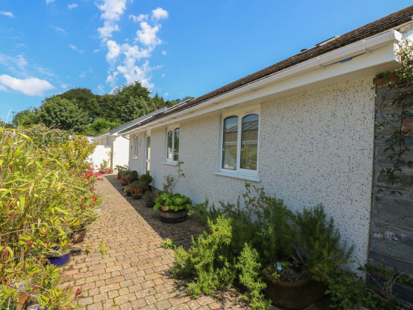 Suntrap Hideaway, St. Austell