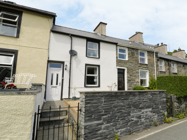 2 Holland Terrace, Tanygrisiau