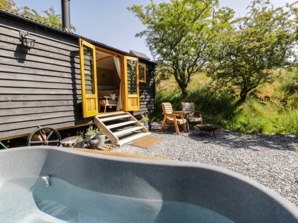 Moelfre - Shepherds Hut, Llanbedr