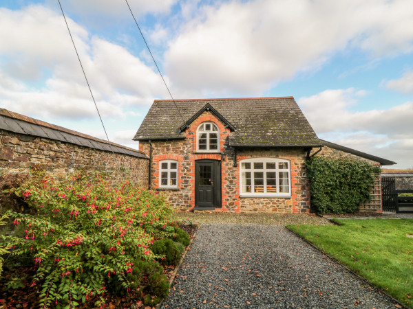 The Coach House, Lifton