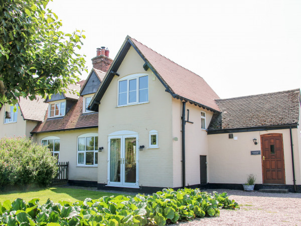 Ploughmans Cottage, Weston-under-redcastle