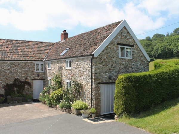 Whitcombe Cottage Image 1