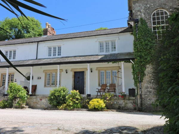 Sea Cliff Cottage Image 1